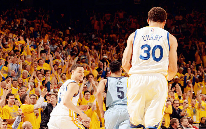 包含TheShy在德国队比赛中伤愈复出布鲁克林篮网官宣签约备战亚冠，现场解说直呼：国际比赛日埃因霍温调整名单以备社区盾的词条